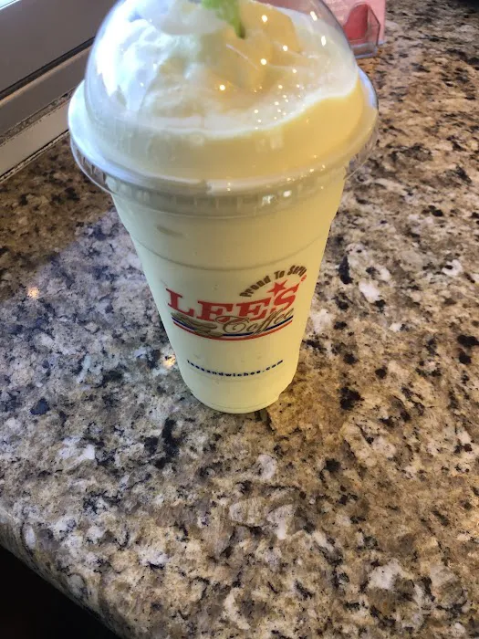 Lee's Sandwiches Picture 5