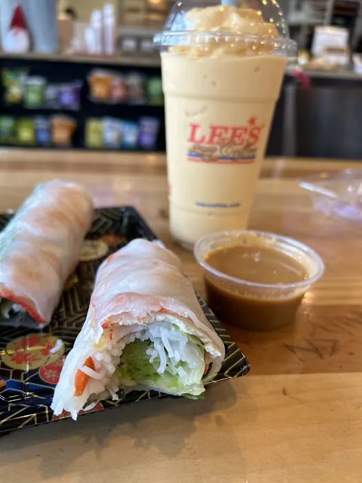 Lee's Sandwiches Picture 10