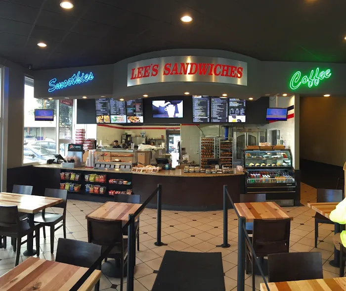 Lee's Sandwiches Picture 9