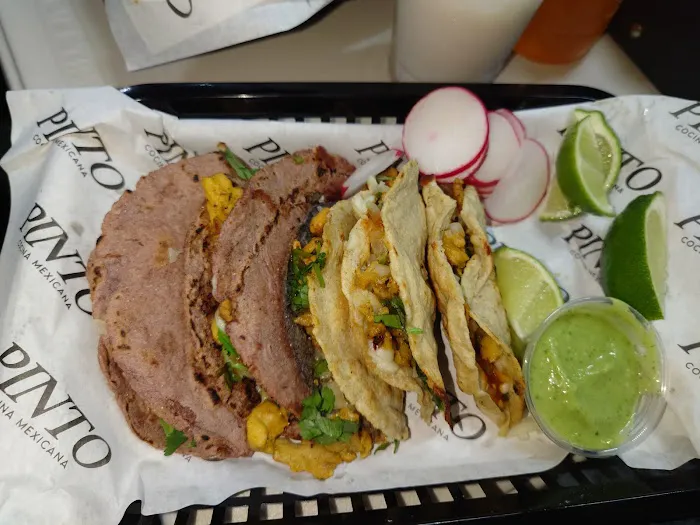 Pinto cocina mexicana Picture 7