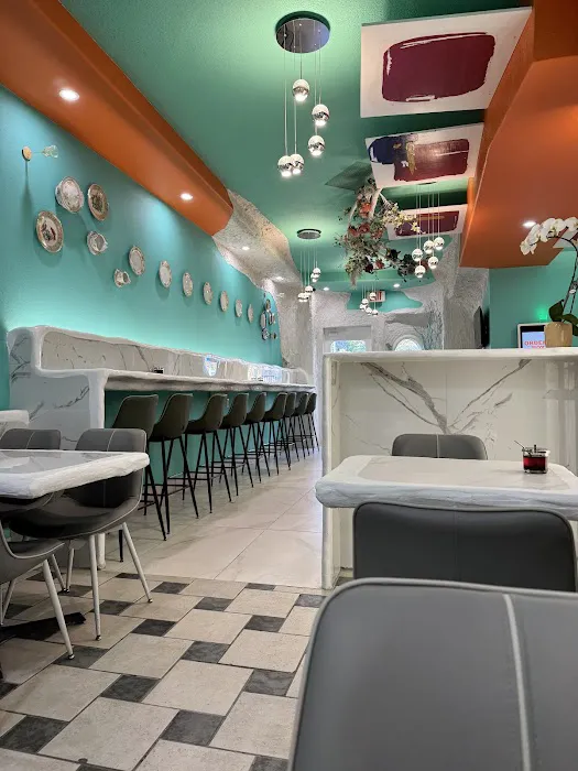 Noodles Chief Eating Officer Picture 8