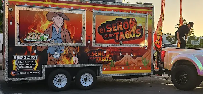 El Señor De Los Tacos Food Truck Picture 9