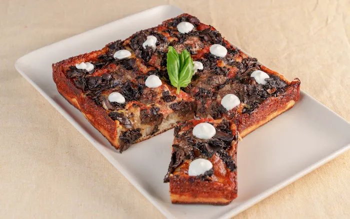 Sunset Squares Pizza Picture 9