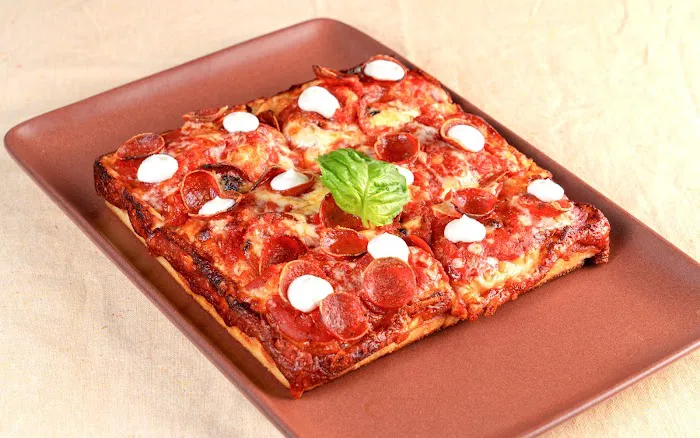 Sunset Squares Pizza Picture 4