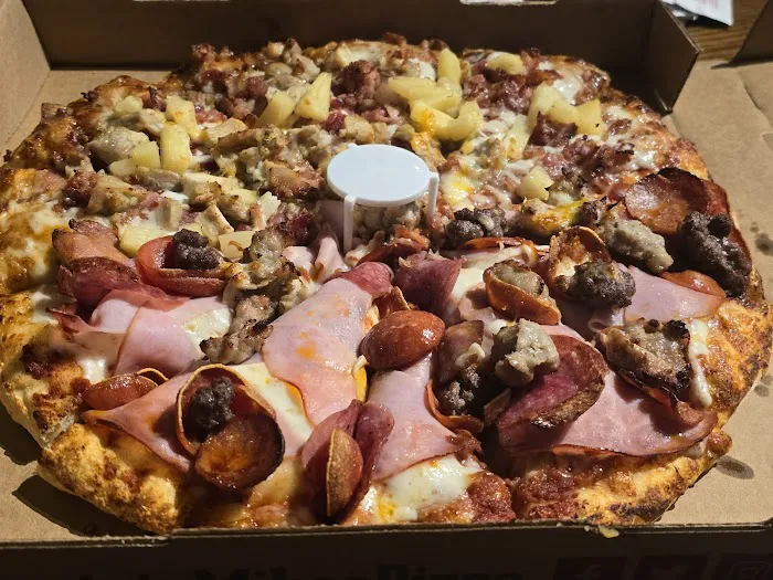 Mountain Mike's Pizza Picture 3