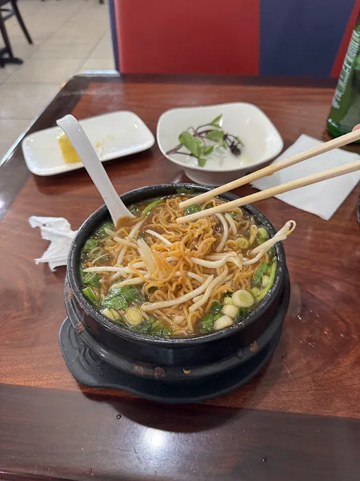 Kali Noodles & Tea Bar Picture 1