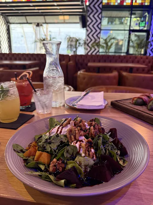 Mas Loco Cantina | Restaurant Sportsbar & Nightlife Picture 7