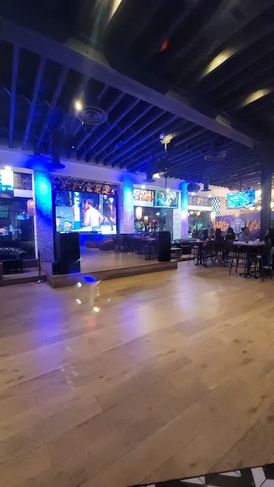 Mas Loco Cantina | Restaurant Sportsbar & Nightlife Picture 5