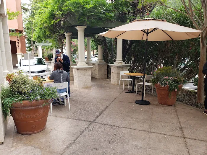 EggHead Sando Café Picture 10