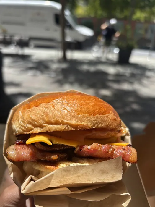 EggHead Sando Café Picture 6