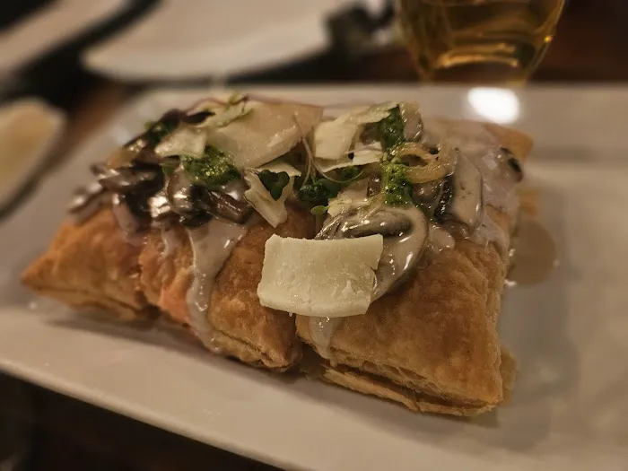 Elyse Restaurant Picture 6