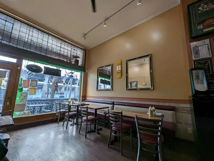 Angelou's Mexican Grill Picture 3