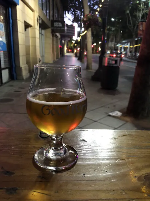 Good Karma Fine Ales Food & HiFi Picture 4