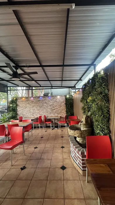 Mazza Pizza n Grill Picture 3