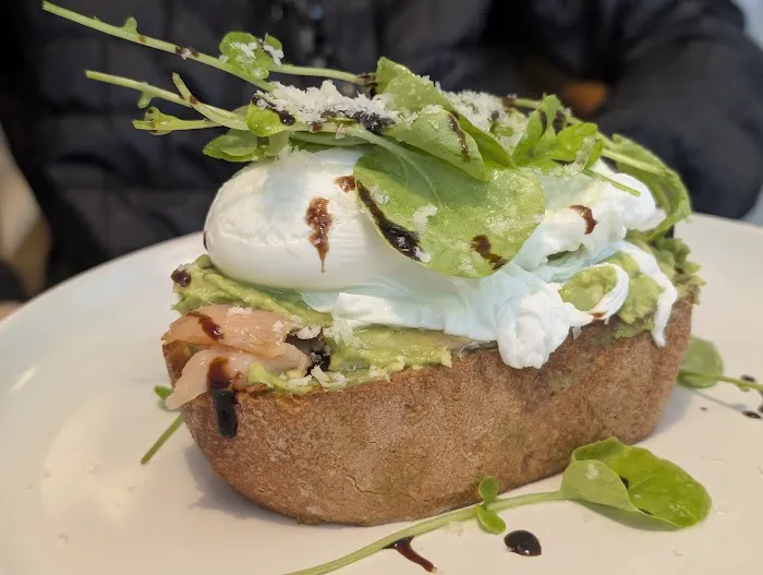 The Club On Post Picture 4