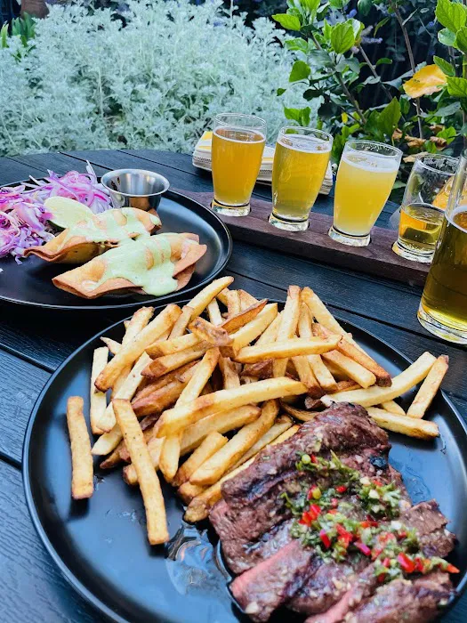 Naglee Park Garage Picture 3