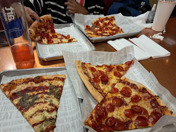 Pizza My Heart Picture 3