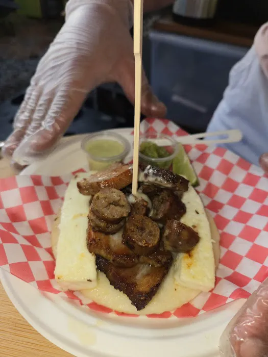 Más Que Pizza, Más Que Buena! Picture 1