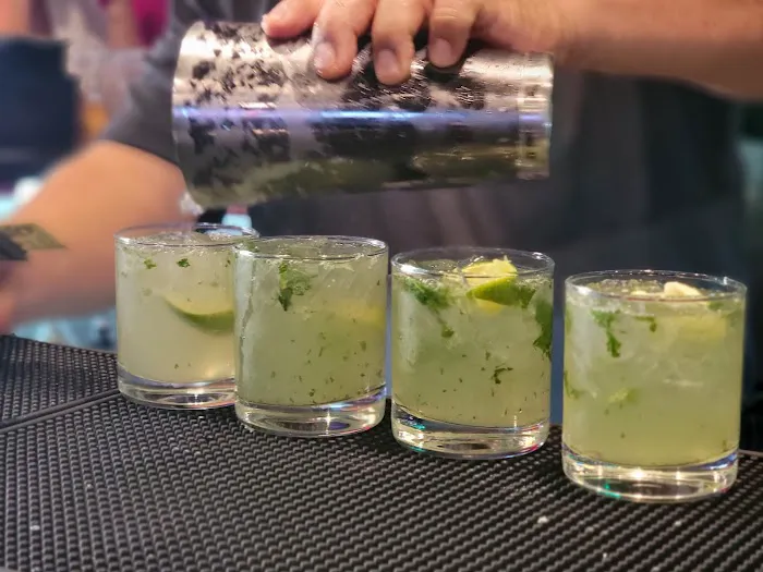 La Hacienda Bar Lounge Picture 4