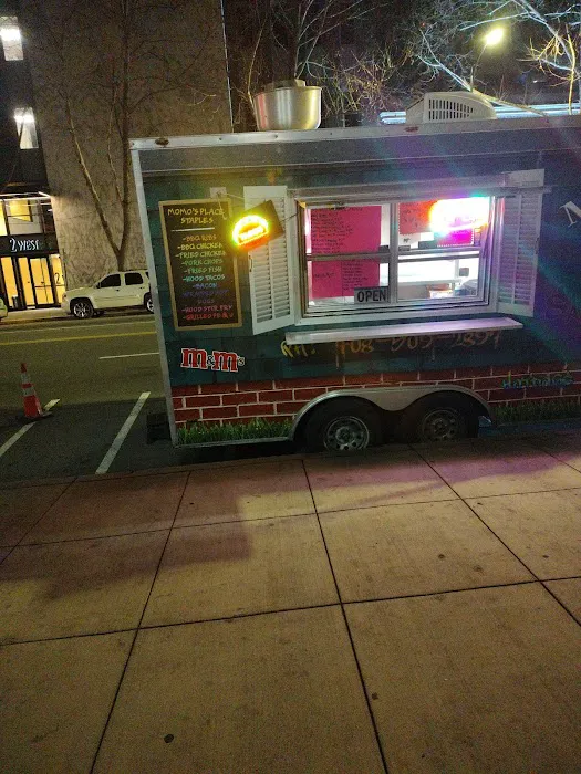 Momo's Place Authentic Soul Food Picture 7