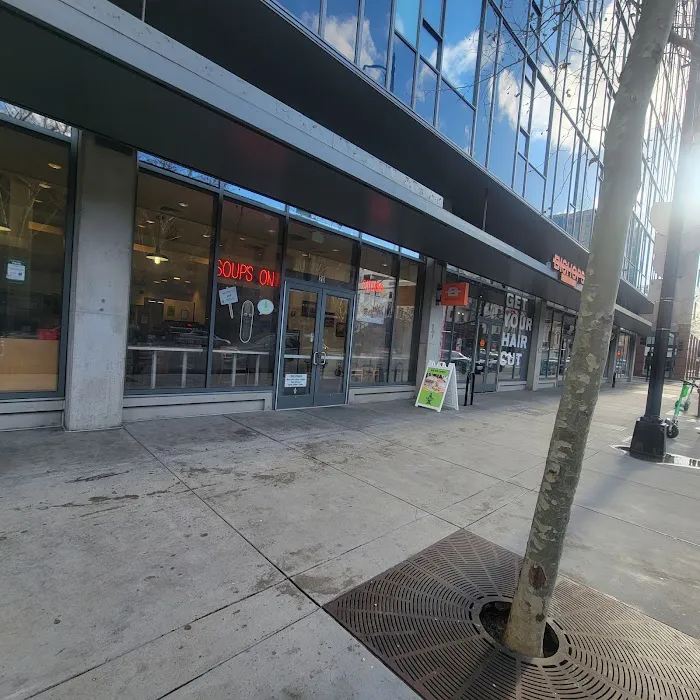 Erik's DeliCafé Picture 8