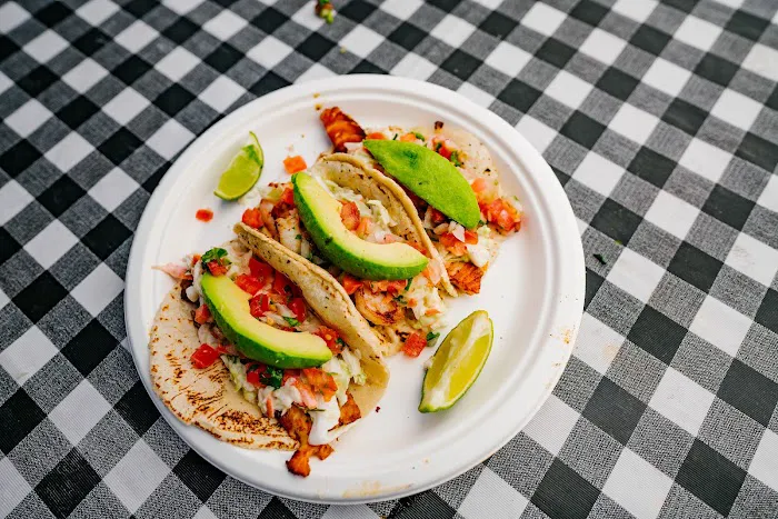 Las Delicias De Toñita Taco Truck Picture 6