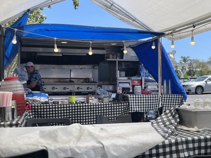 Las Delicias De Toñita Taco Truck Picture 5