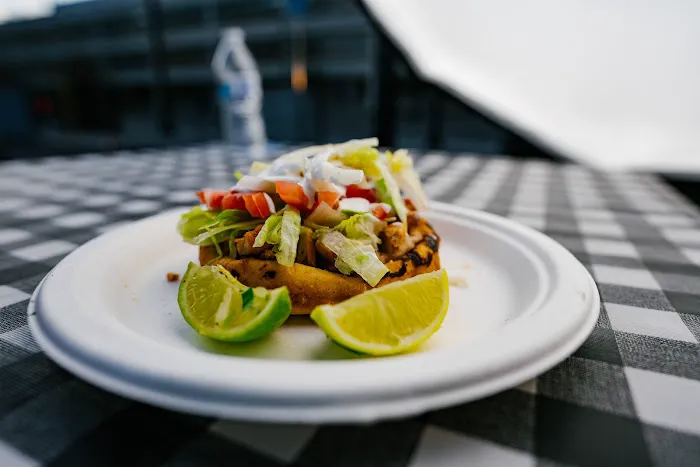 Las Delicias De Toñita Taco Truck Picture 7