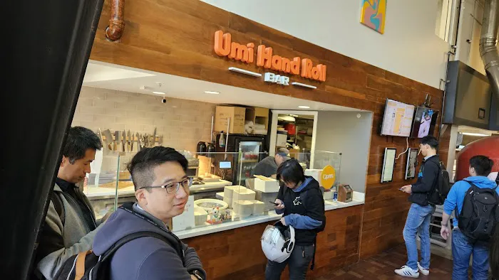 Umi Hand Roll Bar Picture 3