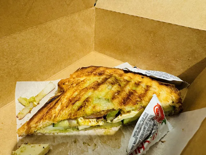 DESI EXPRESS (Inside SoFA Market) Picture 7