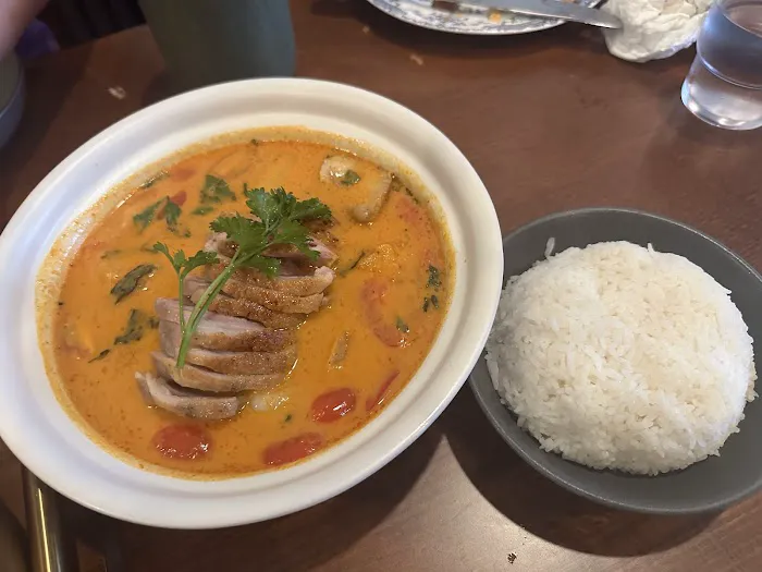 VeLa Brunch & Thai Picture 1