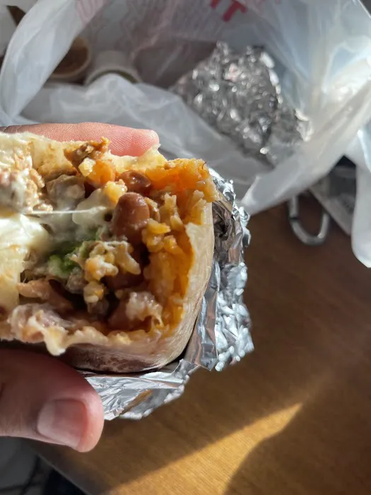 Lobo’s Tacos Picture 7