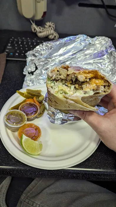 Lobo’s Tacos Picture 8