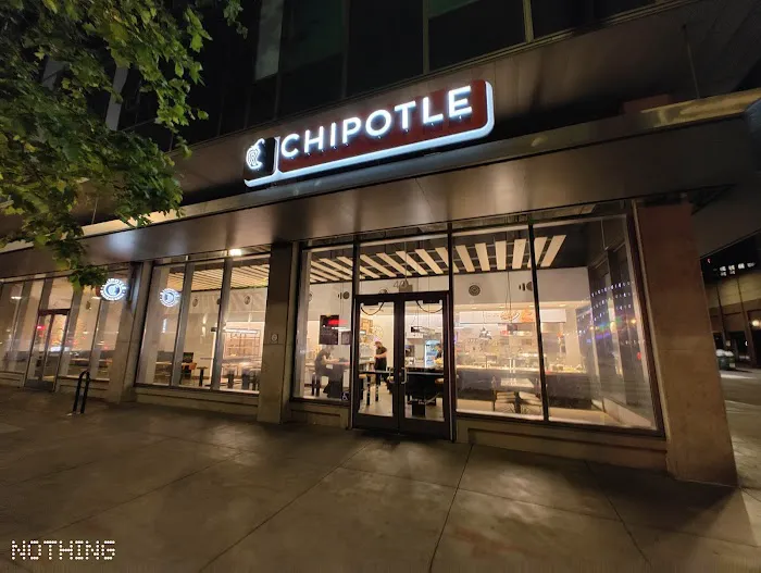 Chipotle Mexican Grill Picture 5