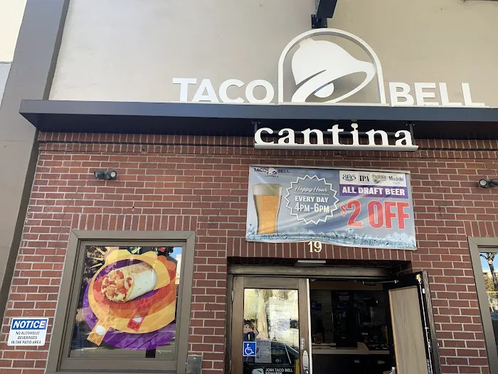 Taco Bell Cantina Picture 2