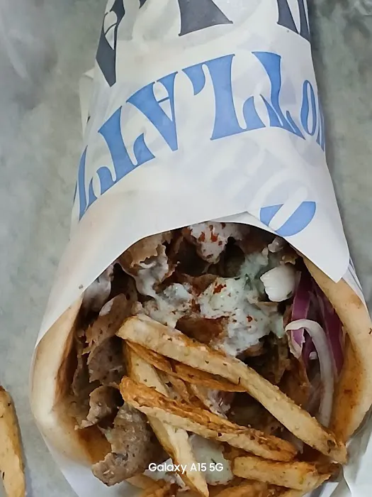 Nick The Greek Picture 4