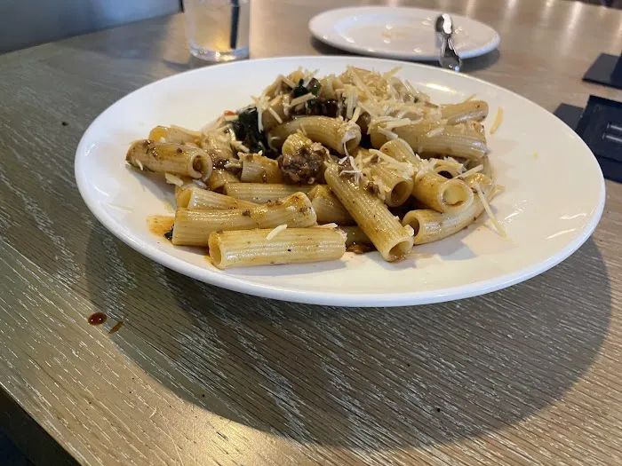 Coastal Manor Restaurant and Bar Picture 3