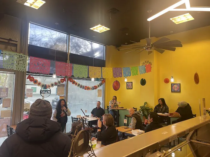 Casa Guzmania - Restaurant Picture 4