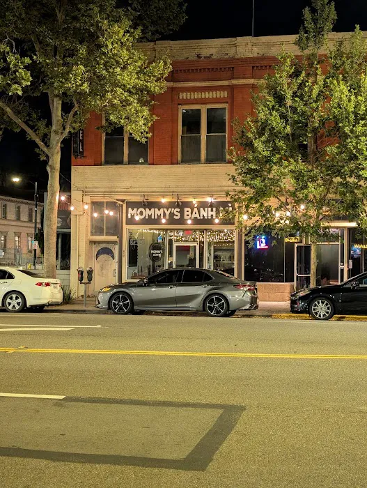 Mommy's Banh Mi Picture 8