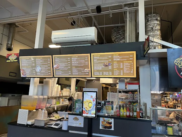 3 Hermanos Mexican Grill Picture 4