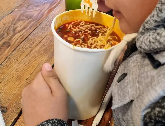 3 Hermanos Mexican Grill Picture 5