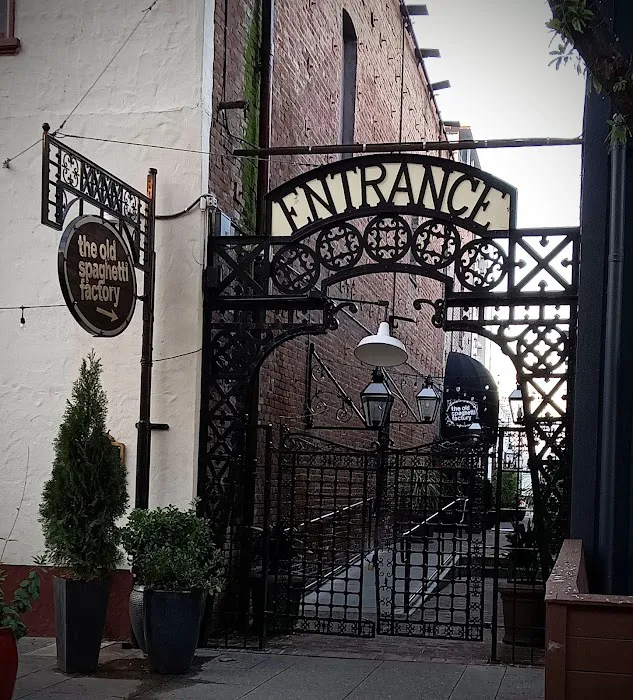 The Old Spaghetti Factory Picture 6
