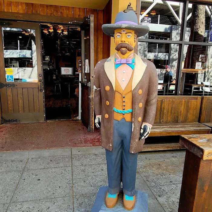 The Old Wagon Saloon & Grill Picture 10