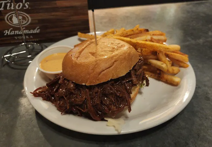 The Old Wagon Saloon & Grill Picture 2