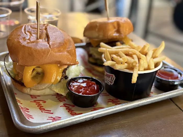 Hella Good Burger Picture 1