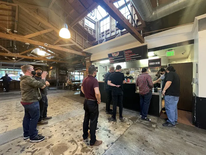 Hella Good Burger Picture 8