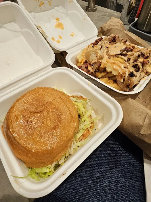 Hella Good Burger Picture 3