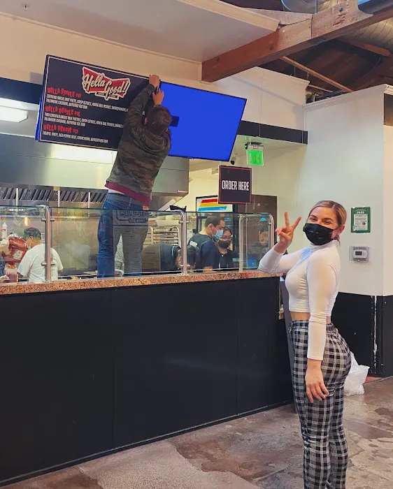 Hella Good Burger Picture 5