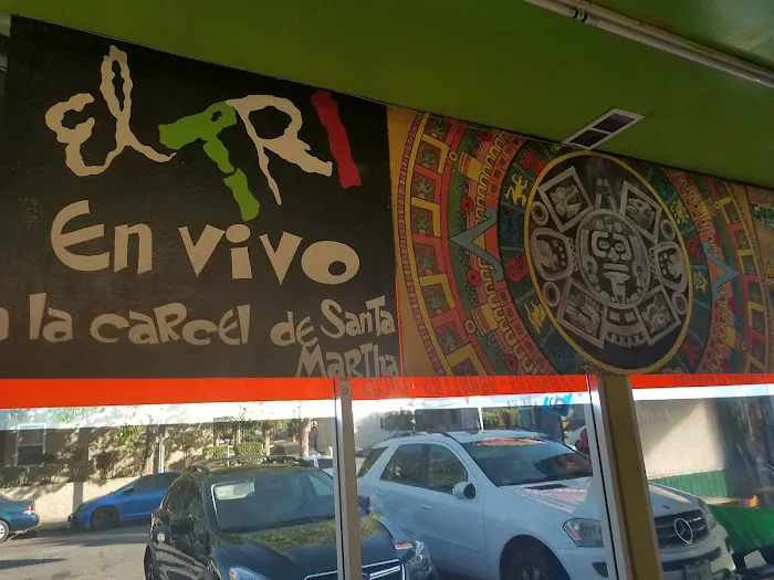 Metro Balderas 1 Picture 2