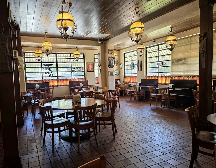 Kukar's House Of Pizza Picture 2